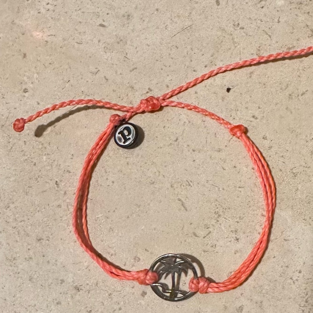 Puravida palm tree bracelet